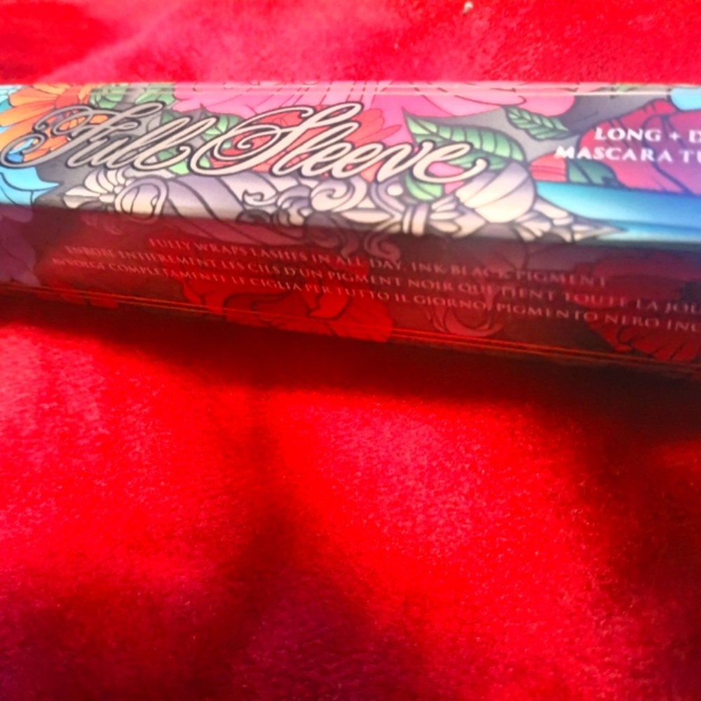 Full sleeve mascara by Kat Von D